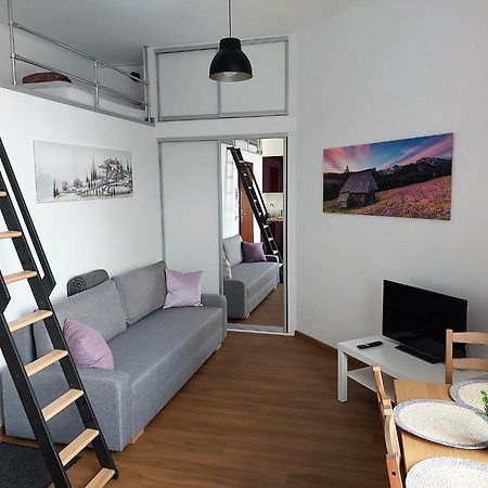 Old Town Stage Apartment One คราคูฟ ภายนอก รูปภาพ