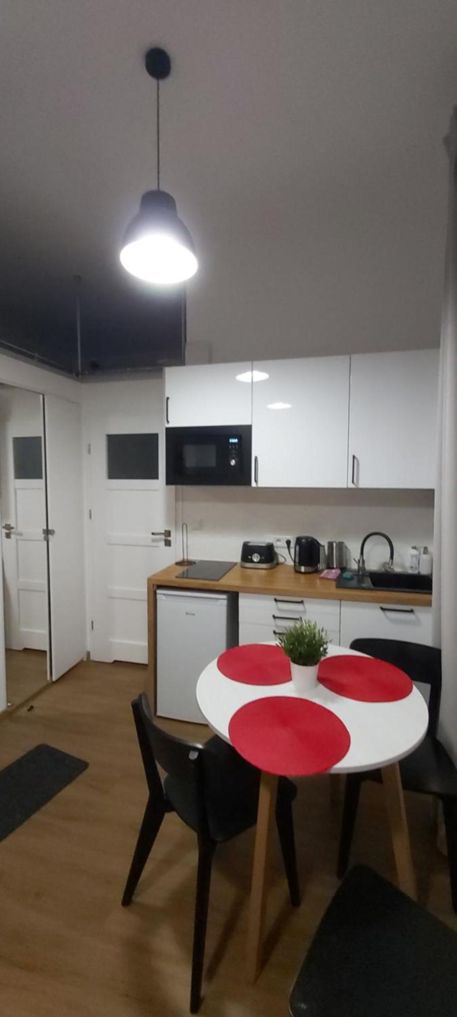Old Town Stage Apartment One คราคูฟ ภายนอก รูปภาพ