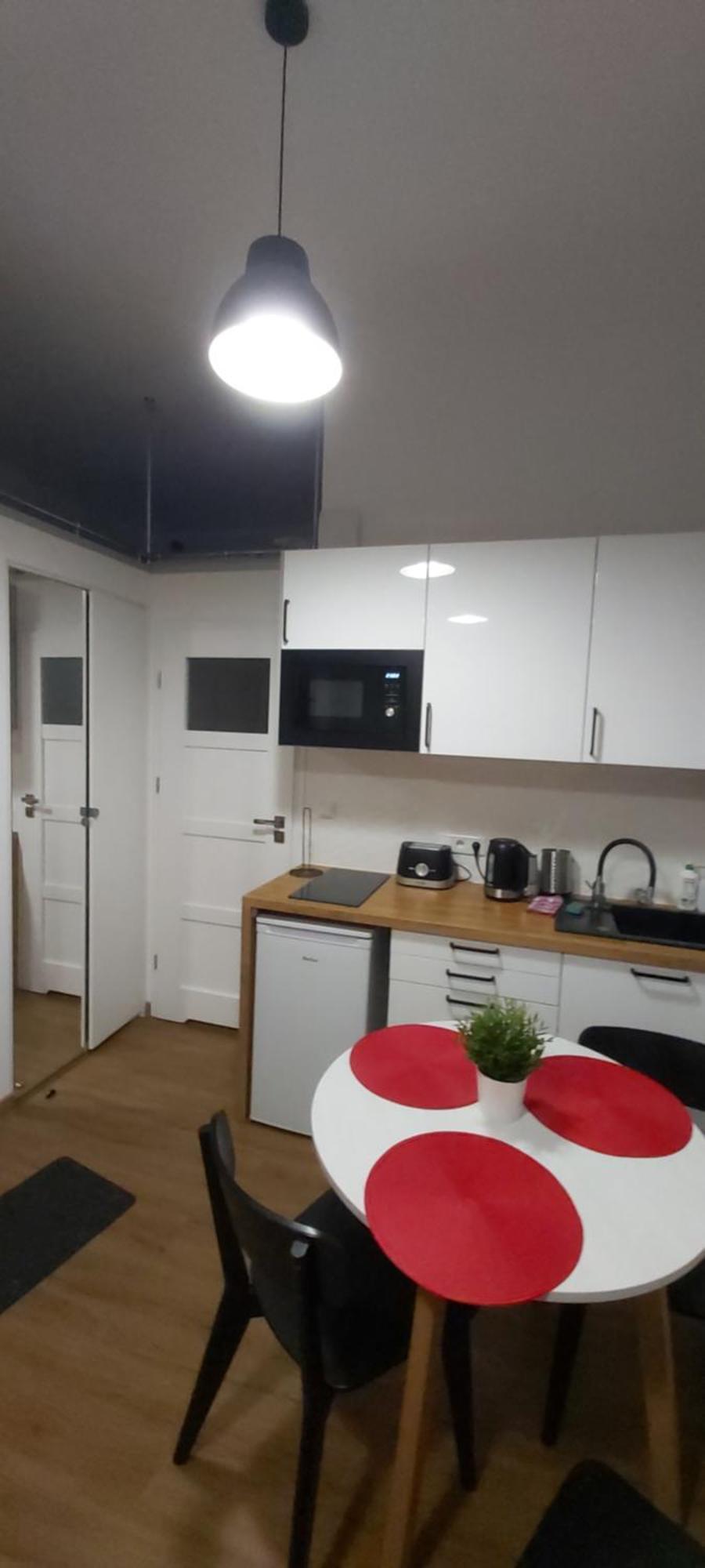 Old Town Stage Apartment One คราคูฟ ภายนอก รูปภาพ