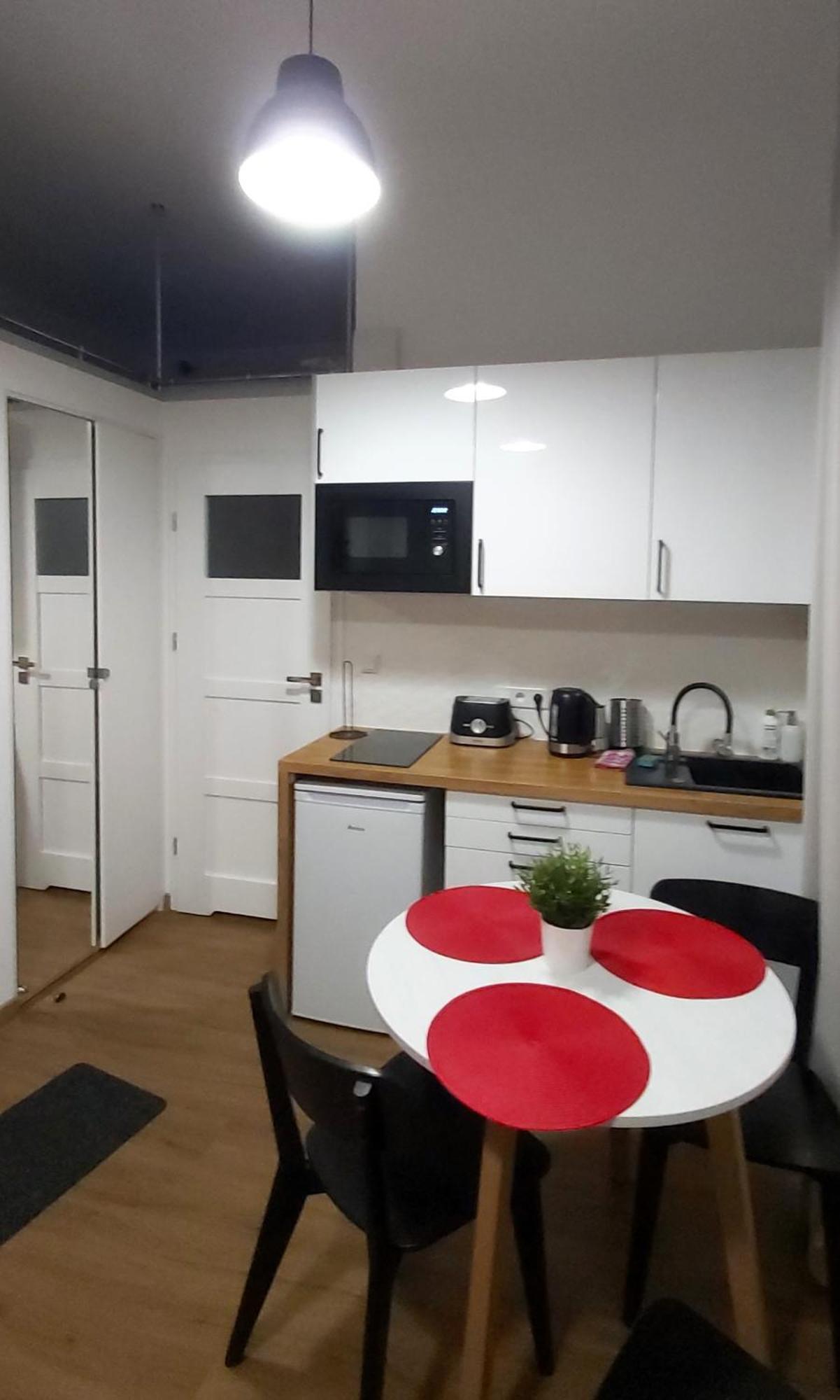 Old Town Stage Apartment One คราคูฟ ภายนอก รูปภาพ