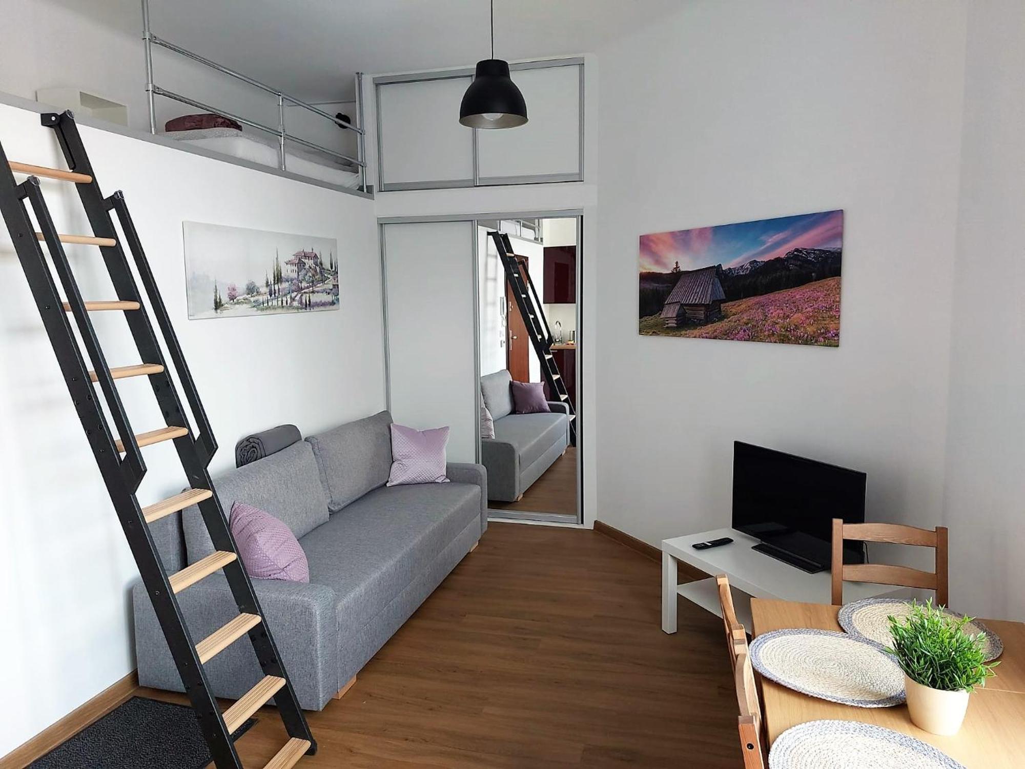 Old Town Stage Apartment One คราคูฟ ภายนอก รูปภาพ