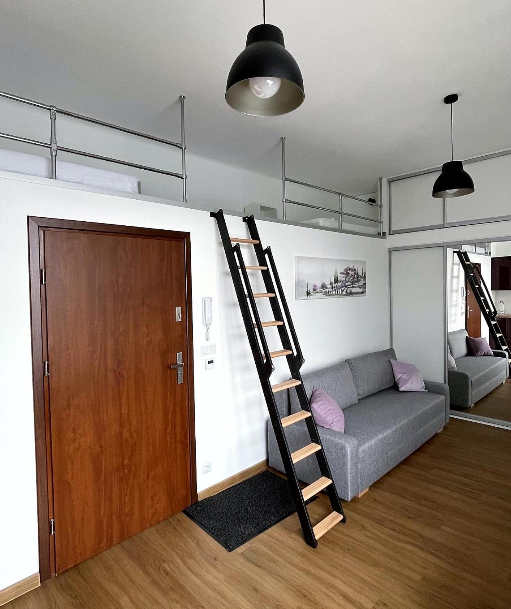 Old Town Stage Apartment One คราคูฟ ภายนอก รูปภาพ